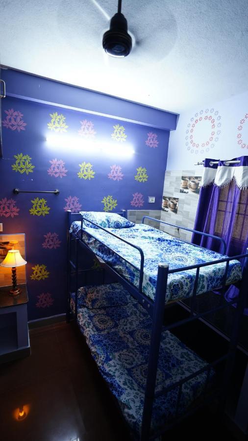 Easvari Grand Pg For Women - Female Only Pansiyon Chennai Dış mekan fotoğraf
