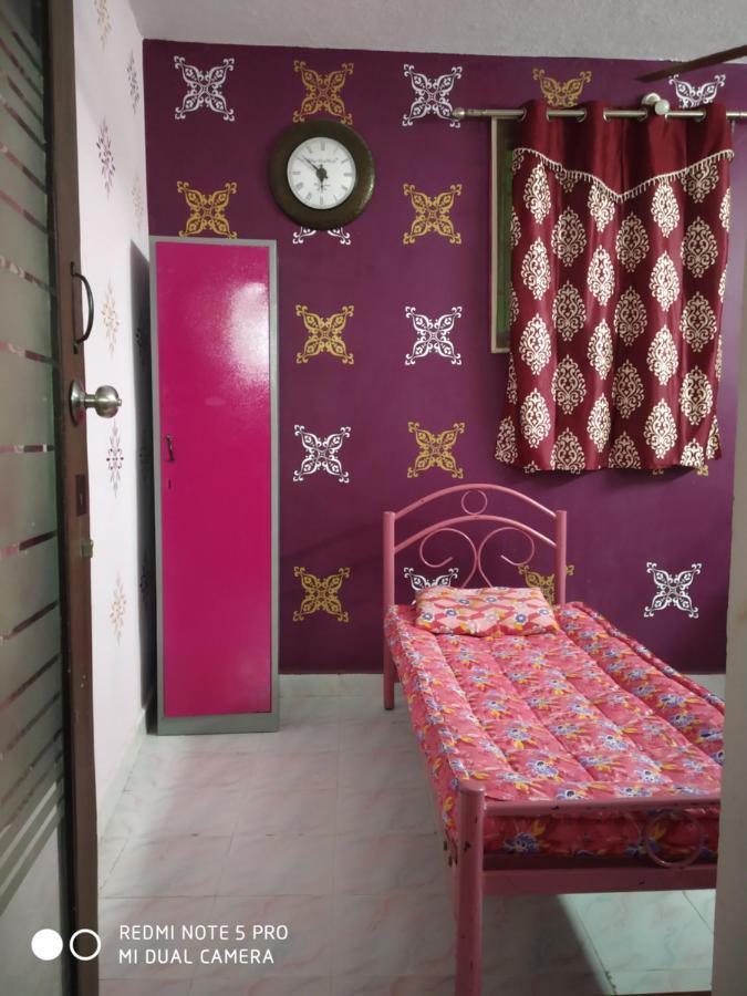 Easvari Grand Pg For Women - Female Only Pansiyon Chennai Dış mekan fotoğraf